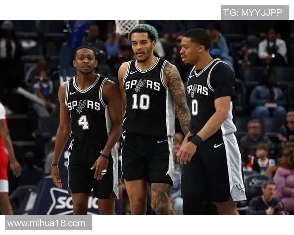 雷霆与马刺激战回顾2017年11月18日精彩瞬间与赛后分析